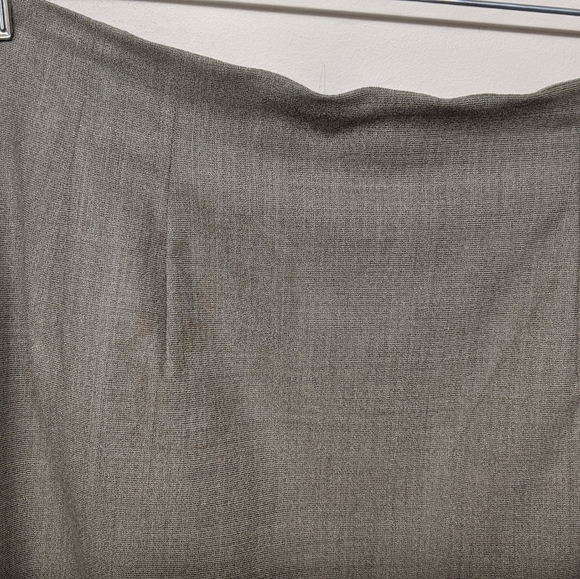 Austin Reed Gray Wool Skirt - Picture 2 of 5